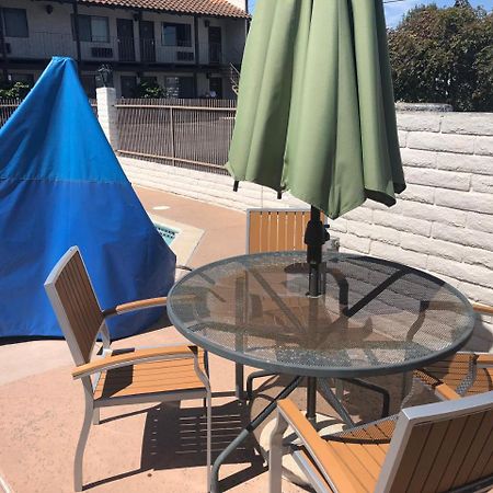 Cozy Inn Costa Mesa Eksteriør bilde